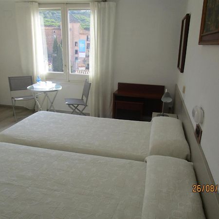 סאן פליו דה גיסולס Hotel Apartaments Gesoria Porta Ferrada מראה חיצוני תמונה