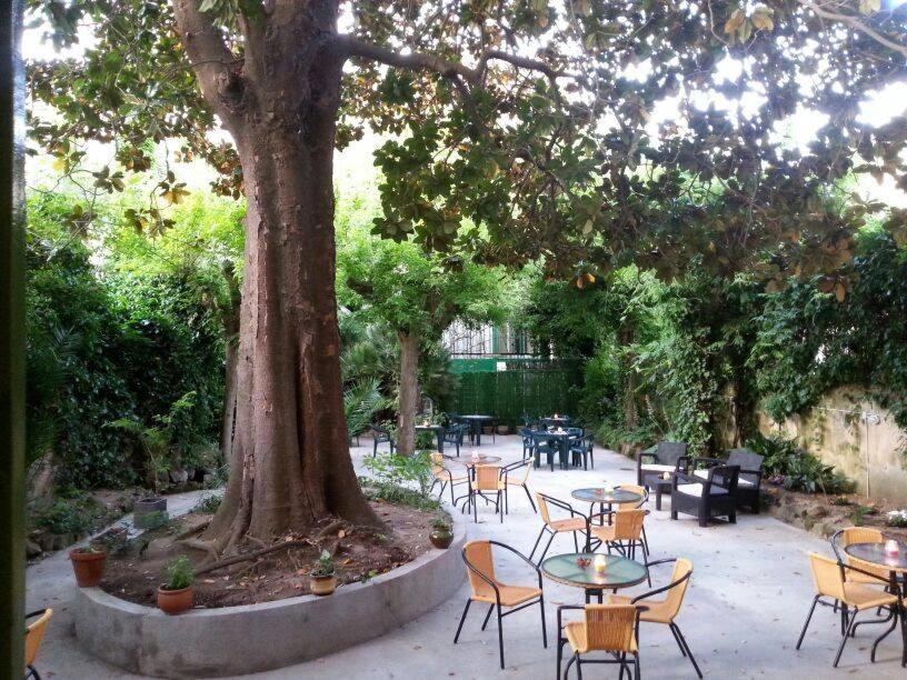 סאן פליו דה גיסולס Hotel Apartaments Gesoria Porta Ferrada מראה חיצוני תמונה