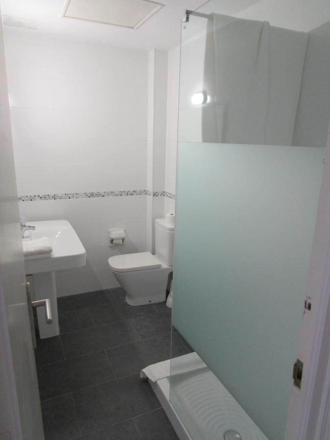 סאן פליו דה גיסולס Hotel Apartaments Gesoria Porta Ferrada מראה חיצוני תמונה