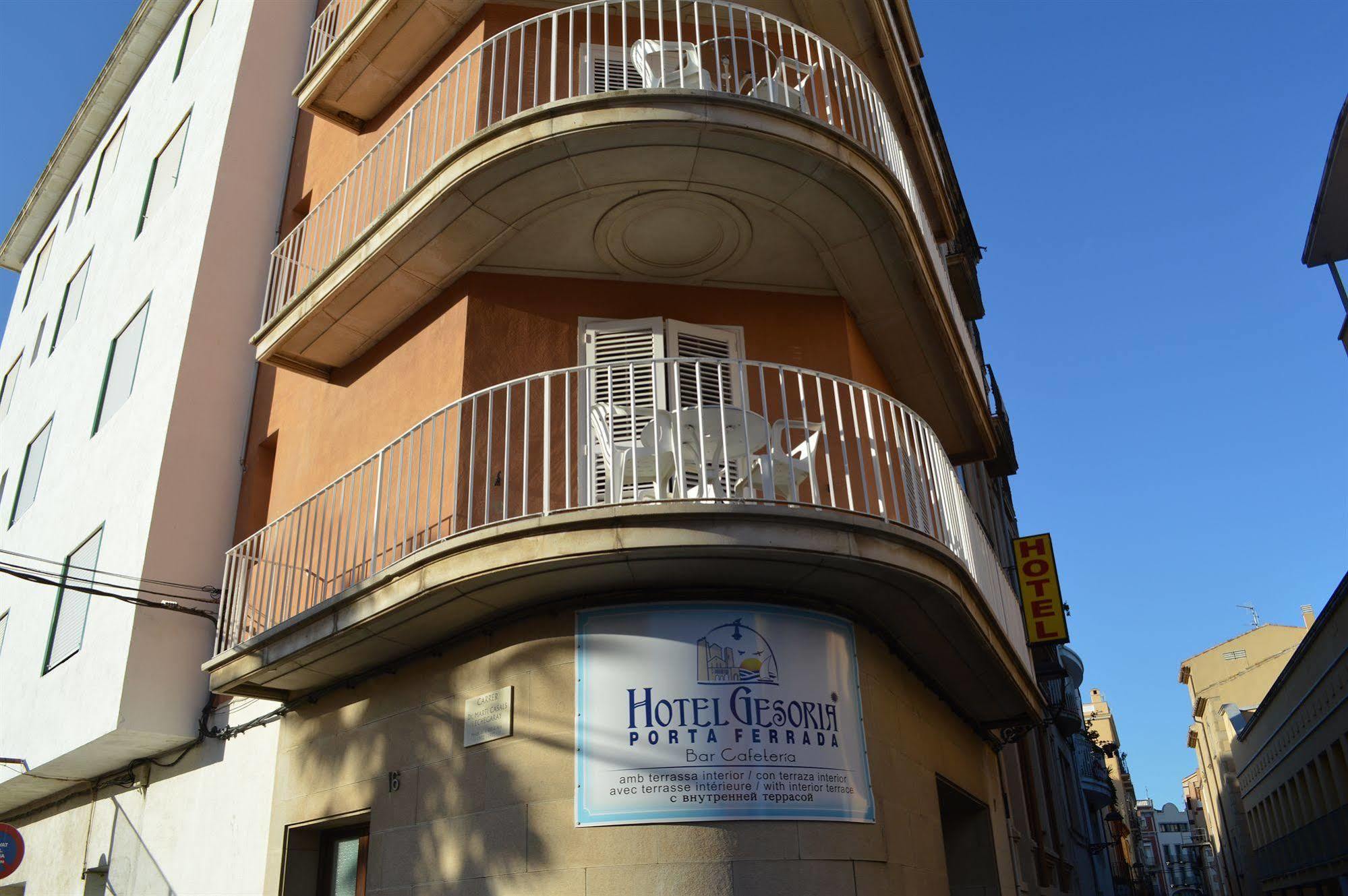 סאן פליו דה גיסולס Hotel Apartaments Gesoria Porta Ferrada מראה חיצוני תמונה