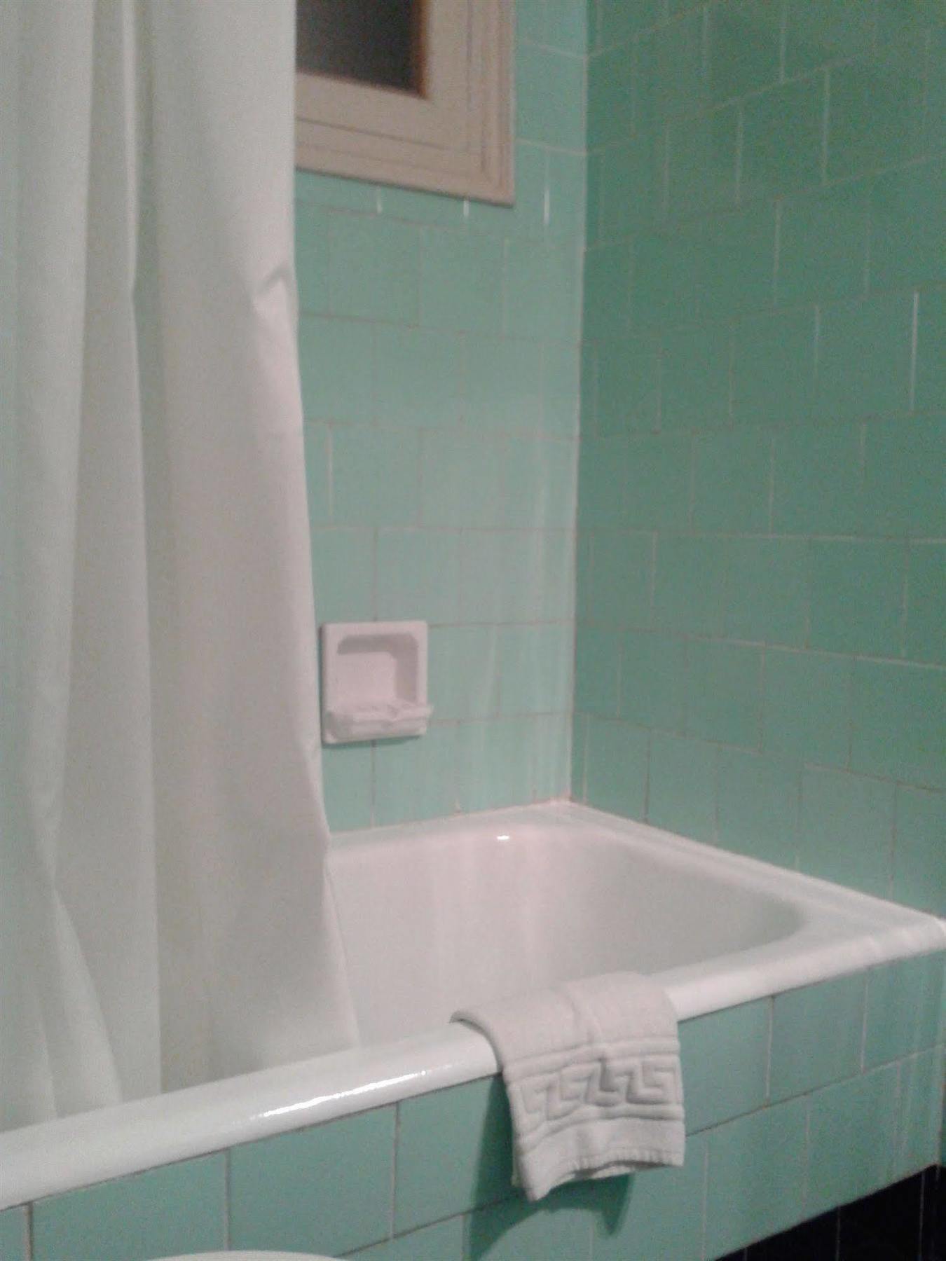 סאן פליו דה גיסולס Hotel Apartaments Gesoria Porta Ferrada מראה חיצוני תמונה