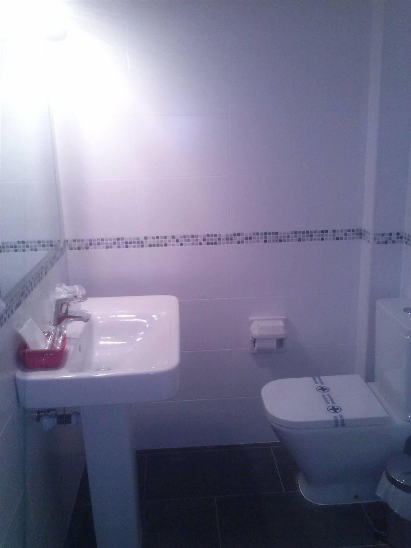סאן פליו דה גיסולס Hotel Apartaments Gesoria Porta Ferrada מראה חיצוני תמונה
